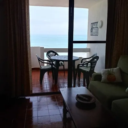 Playa Fuentes 公寓 *